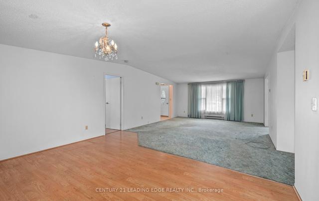 44 Wilmot Tr, House detached with 2 bedrooms, 2 bathrooms and 2 parking in Clarington ON | Image 32