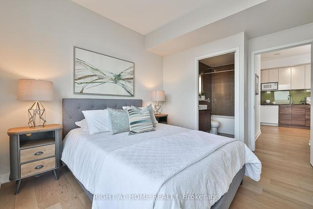 2917 - 121 Mcmahon Dr, Condo with 2 bedrooms, 2 bathrooms and 1 parking in Toronto ON | Image 15