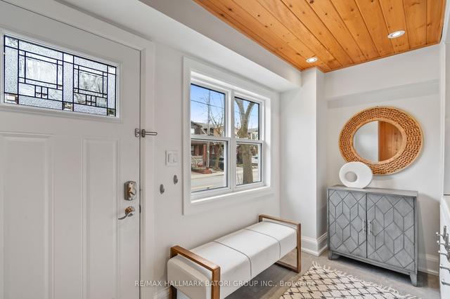 404 Davisville Ave, House semidetached with 3 bedrooms, 2 bathrooms and 2 parking in Toronto ON | Image 23