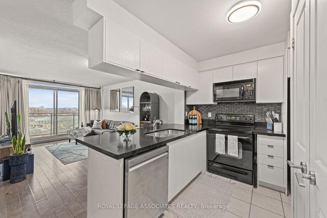 1201 - 185 Legion Rd N, Condo with 1 bedrooms, 1 bathrooms and 1 parking in Toronto ON | Image 25