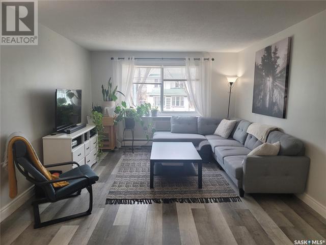 14 - 2121 Rae Street, Condo with 2 bedrooms, 1 bathrooms and null parking in Regina SK | Image 1