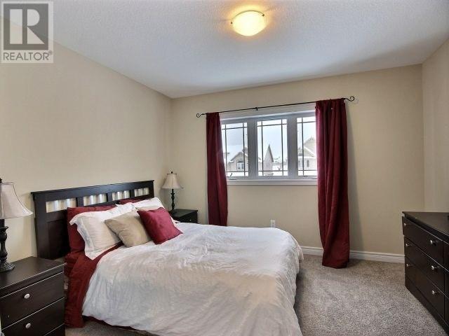 852 Kettleridge St, House detached with 3 bedrooms, 3 bathrooms and 2 parking in London ON | Image 9