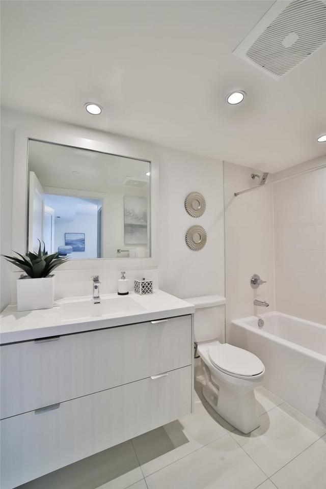108 - 80 Vanauley St, Townhouse with 2 bedrooms, 3 bathrooms and 1 parking in Toronto ON | Image 15
