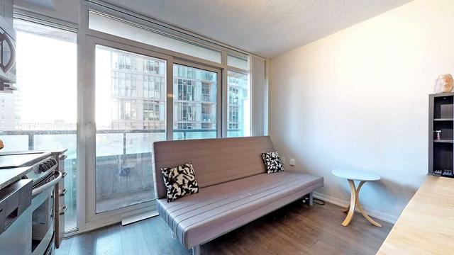 720w - 36 Lisgar St, Condo with 1 bedrooms, 1 bathrooms and 1 parking in Toronto ON | Image 13