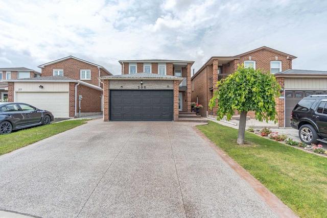 208 Tall Grass Tr, House detached with 4 bedrooms, 4 bathrooms and 6 parking in Vaughan ON | Image 1