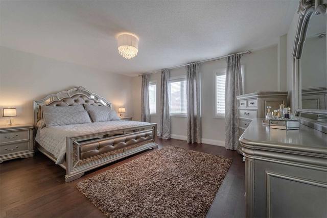 3206 Sorrento Cres, House detached with 4 bedrooms, 5 bathrooms and 4 parking in Burlington ON | Image 24