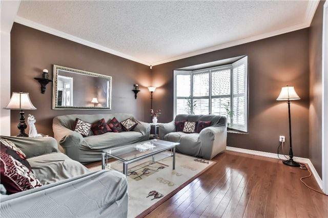 7 Linstock Dr, House detached with 4 bedrooms, 4 bathrooms and 7 parking in Brampton ON | Image 4