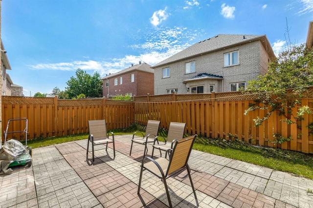 104 Starhill Cres, House semidetached with 3 bedrooms, 3 bathrooms and 4 parking in Brampton ON | Image 30