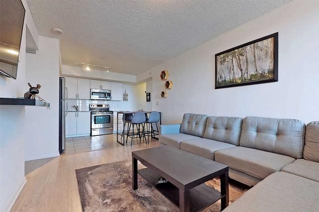 408 - 800 Lawrence Ave W, Condo with 2 bedrooms, 1 bathrooms and 1 parking in Toronto ON | Image 36