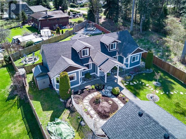 269 Spindrift Rd, House detached with 4 bedrooms, 3 bathrooms and 6 parking in Comox Valley A BC | Image 57