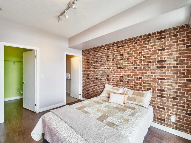707 - 5101 Dundas St W, Condo with 2 bedrooms, 2 bathrooms and 1 parking in Toronto ON | Image 6