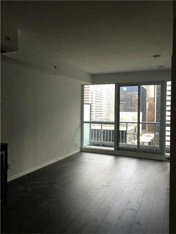 Lph5410 - 70 Temperance St, Condo with 1 bedrooms, 1 bathrooms and null parking in Toronto ON | Image 4