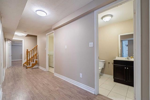 146 Degrassi Cove Circ, House detached with 4 bedrooms, 4 bathrooms and 6 parking in Brampton ON | Image 27