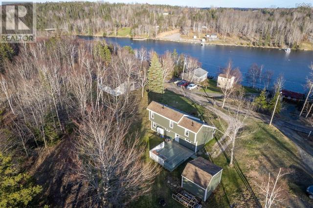 54 Riverside Drive, House detached with 3 bedrooms, 1 bathrooms and null parking in Cape Breton NS | Image 6