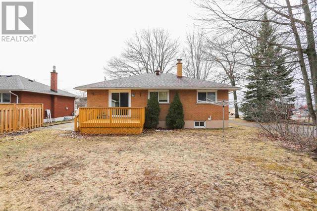 48 Tilley Rd, House detached with 3 bedrooms, 1 bathrooms and null parking in Sault Ste. Marie ON | Image 3