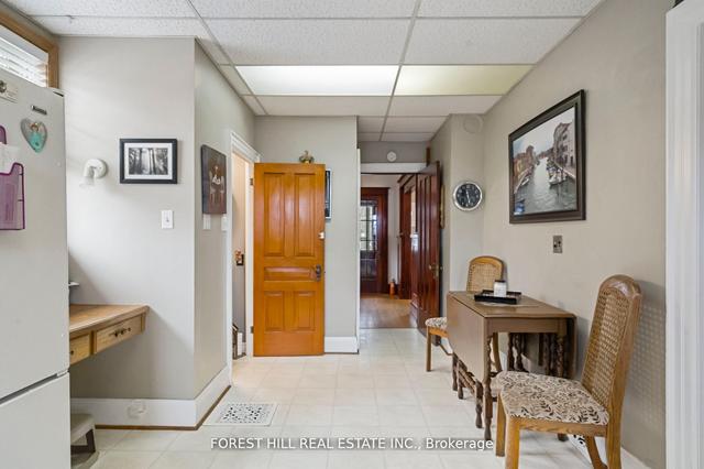 39 Burton Ave, House detached with 3 bedrooms, 2 bathrooms and 5 parking in Barrie ON | Image 11