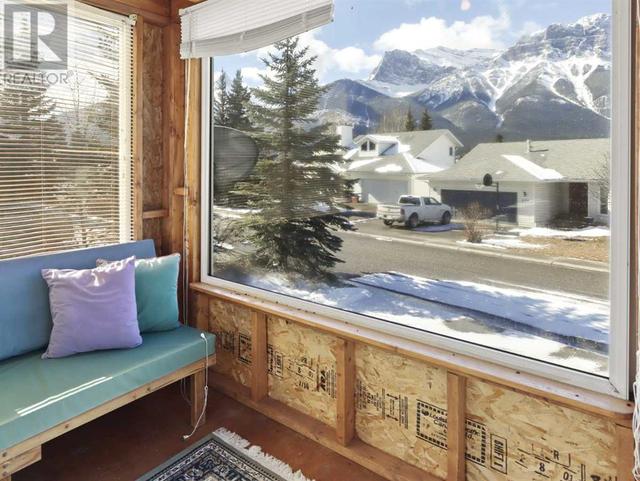 285 Grizzly Crescent, House detached with 4 bedrooms, 3 bathrooms and 2 parking in Canmore AB | Image 14