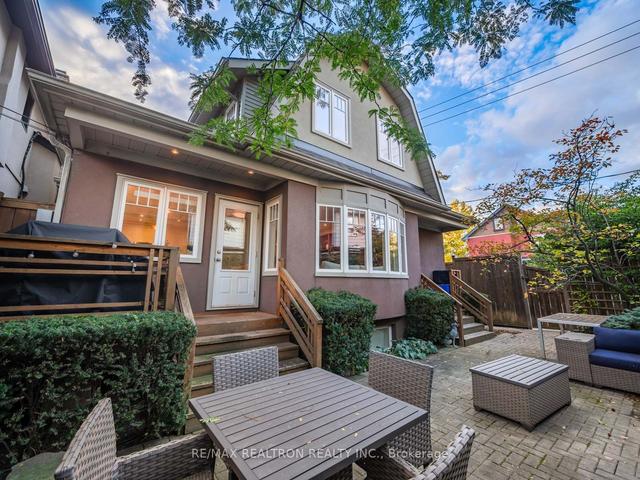 57 Glenholme Ave, House detached with 5 bedrooms, 3 bathrooms and 2 parking in Toronto ON | Image 24