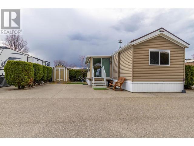 33 - 8000 Highland Road, Home with 1 bedrooms, 1 bathrooms and 2 parking in North Okanagan B BC | Image 2