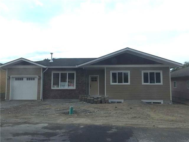 10120 Rand St, House detached with 3 bedrooms, 2 bathrooms and 2 parking in Summerland BC | Image 3