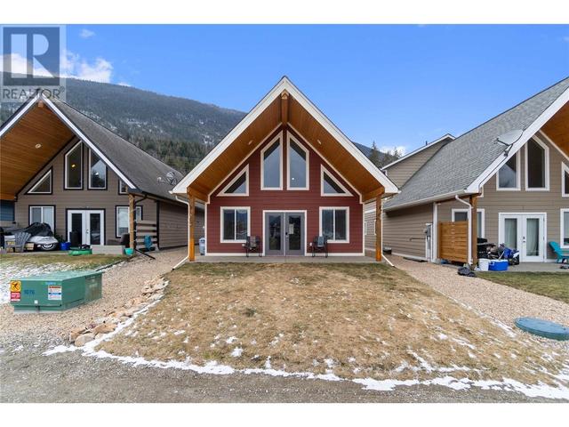 6 - 5211 Trans Canada Highway, House detached with 3 bedrooms, 2 bathrooms and 2 parking in Columbia Shuswap C BC | Image 32