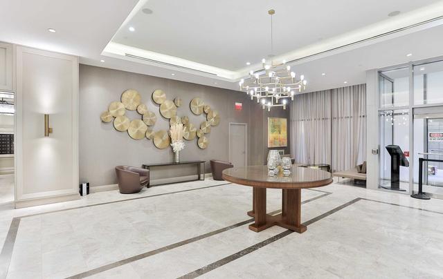 1013 - 155 Yorkville Ave, Condo with 0 bedrooms, 1 bathrooms and 0 parking in Toronto ON | Image 10