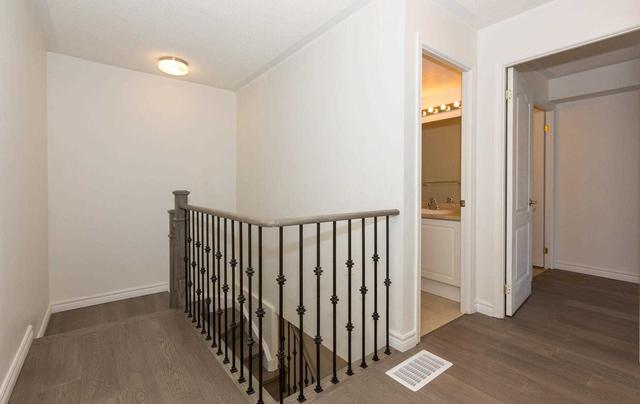 313 - 45 Strangford Lane, Townhouse with 2 bedrooms, 3 bathrooms and 1 parking in Toronto ON | Image 5