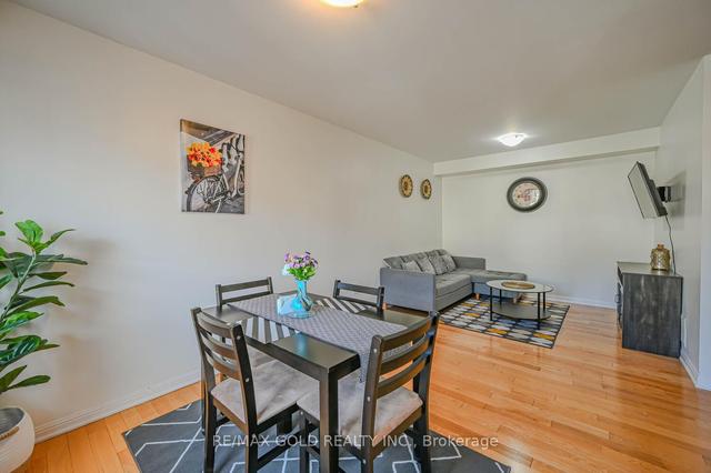 6 Arnprior Rd, House attached with 2 bedrooms, 2 bathrooms and 3 parking in Brampton ON | Image 30