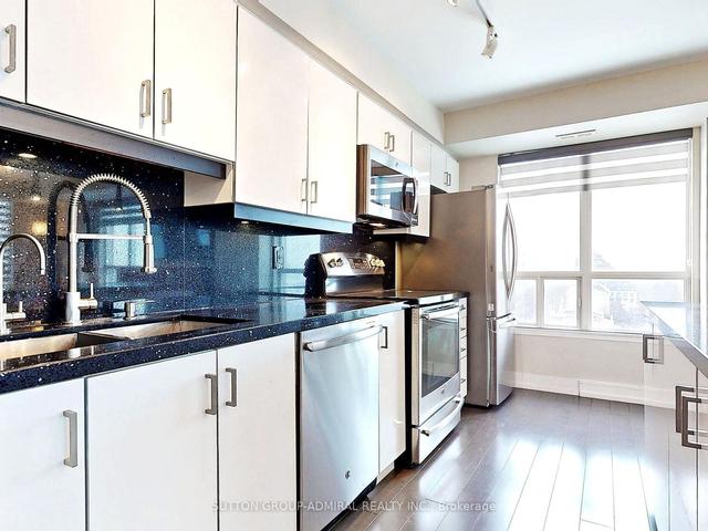 ph #803 - 801 Sheppard Ave W, Condo with 2 bedrooms, 2 bathrooms and 1 parking in Toronto ON | Image 4