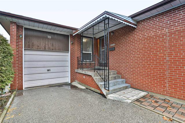 70 Alpaca Dr, House detached with 3 bedrooms, 2 bathrooms and 4 parking in Toronto ON | Image 12