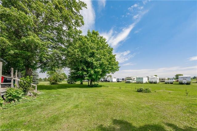 5877 Highway 6 North Rr# 5, House detached with 4 bedrooms, 2 bathrooms and null parking in Centre Wellington ON | Image 40