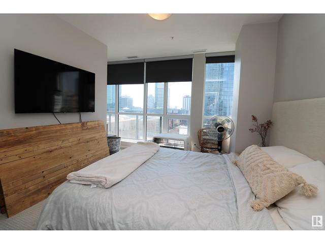 801 - 10238 103 St Nw, Condo with 2 bedrooms, 2 bathrooms and null parking in Edmonton AB | Image 12