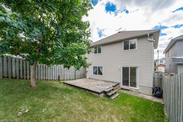 680 Karlsfeld Road, House detached with 3 bedrooms, 2 bathrooms and 2 parking in Waterloo ON | Image 30