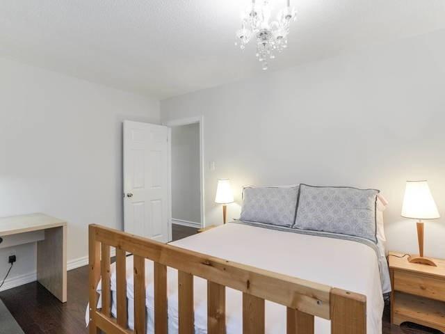 30 Shippigan Cres, House detached with 3 bedrooms, 4 bathrooms and 3 parking in Toronto ON | Image 18