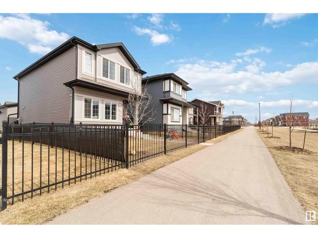3059 Coughlan Ln Sw Sw, House detached with 3 bedrooms, 2 bathrooms and null parking in Edmonton AB | Image 39