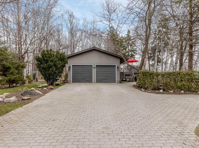 101 O'brien St, House detached with 1 bedrooms, 3 bathrooms and 9 parking in Oro Medonte ON | Image 2