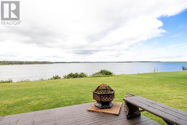 114 Shoreline Drive, House detached with 3 bedrooms, 1 bathrooms and null parking in North Shore PE | Image 27
