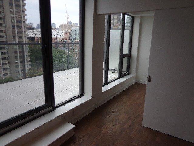 1003 - 15 Beverley St, Condo with 1 bedrooms, 1 bathrooms and null parking in Toronto ON | Image 5