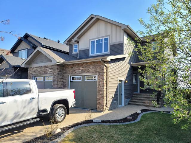 676 Heritage Drive, House detached with 5 bedrooms, 3 bathrooms and 4 parking in Wood Buffalo AB | Image 1