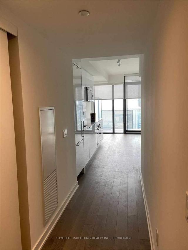 3504 - 20 Lombard St, Condo with 1 bedrooms, 1 bathrooms and 0 parking in Toronto ON | Image 11