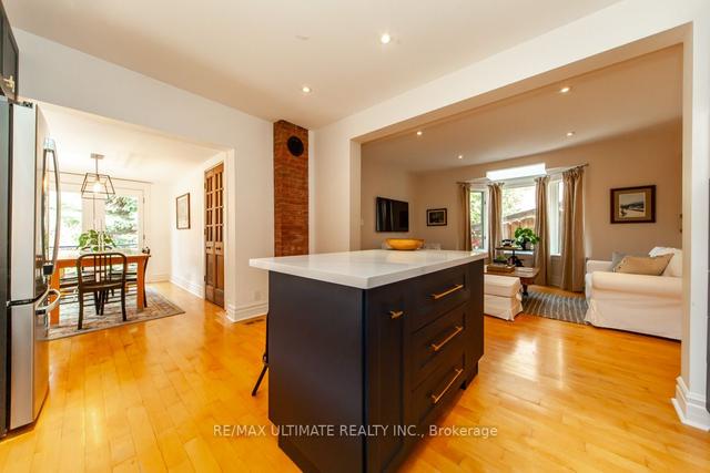 56 Thirty Third St, House detached with 5 bedrooms, 3 bathrooms and 6 parking in Toronto ON | Image 13