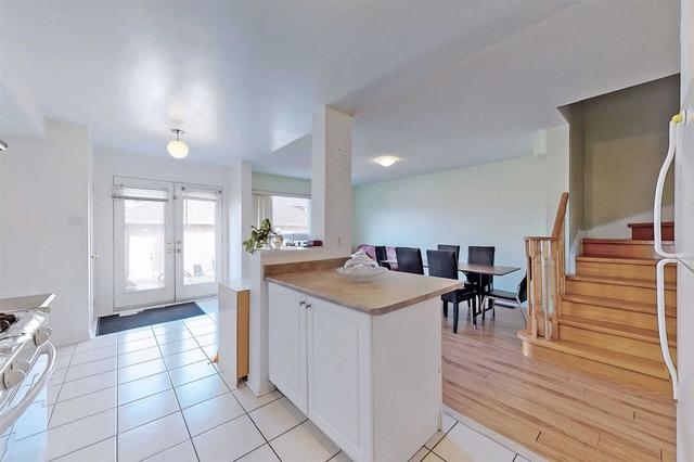 702 Castlemore Ave, House attached with 3 bedrooms, 3 bathrooms and 3 parking in Markham ON | Image 20