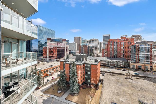 905 - 738 1 Avenue Sw, Condo with 2 bedrooms, 2 bathrooms and 2 parking in Calgary AB | Image 3