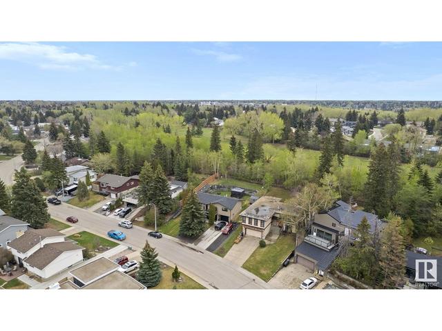 35 Manchester Dr, House detached with 4 bedrooms, 2 bathrooms and null parking in Edmonton AB | Image 36