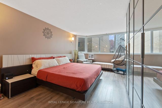208 - 65 Spring Garden Ave, Condo with 2 bedrooms, 2 bathrooms and 1 parking in Toronto ON | Image 9
