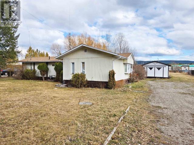 982 Maple Heights Road, House other with 2 bedrooms, 1 bathrooms and null parking in Cariboo A BC | Image 1