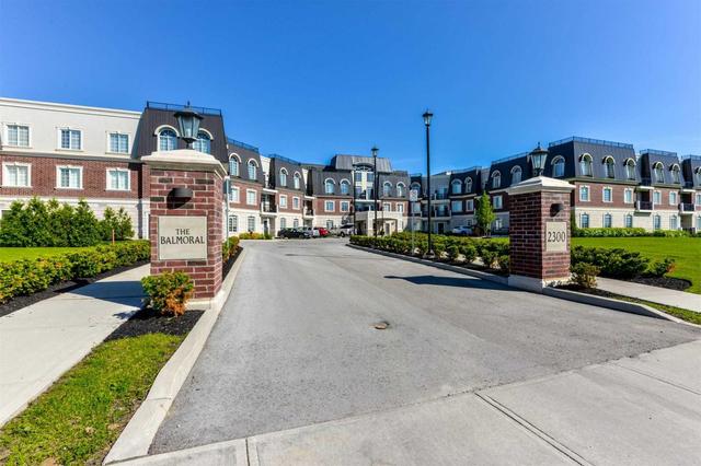321 - 2300 Upper Middle Rd W, Condo with 2 bedrooms, 2 bathrooms and 1 parking in Oakville ON | Image 2