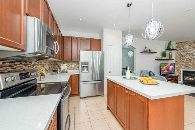 363 Messure Cres, House detached with 4 bedrooms, 4 bathrooms and 4 parking in Milton ON | Image 10