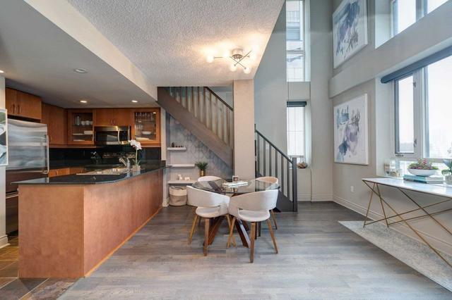 1105 - 80 Cumberland St, Condo with 2 bedrooms, 3 bathrooms and 1 parking in Toronto ON | Image 26