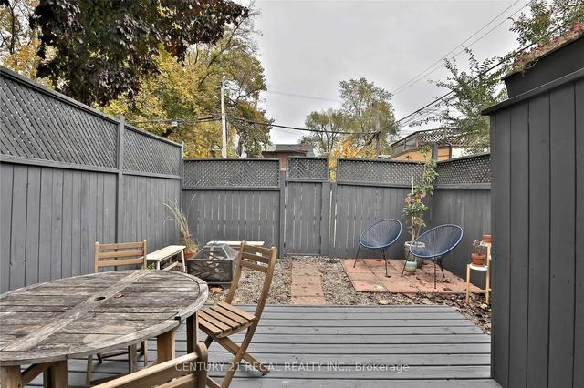 main - 191 Booth Ave, House semidetached with 1 bedrooms, 2 bathrooms and 1 parking in Toronto ON | Image 4